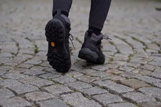 Подходят ли трейлраннеры для пеших прогулок без рюкзака?