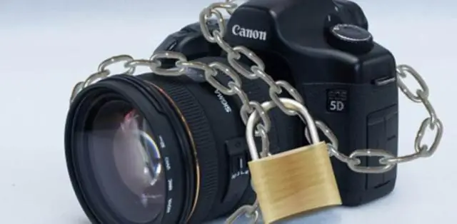 Как мне не дать ворам врезаться в мой рюкзак?