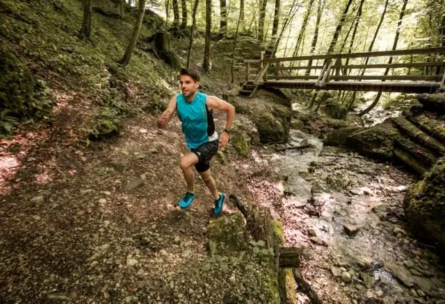 Есть ли кроссовки для трейлраннинга с хорошей поддержкой лодыжки?