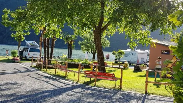 Какая лучшая ночная прогулка на байдарках в Средней Атлантике без кемпинга?