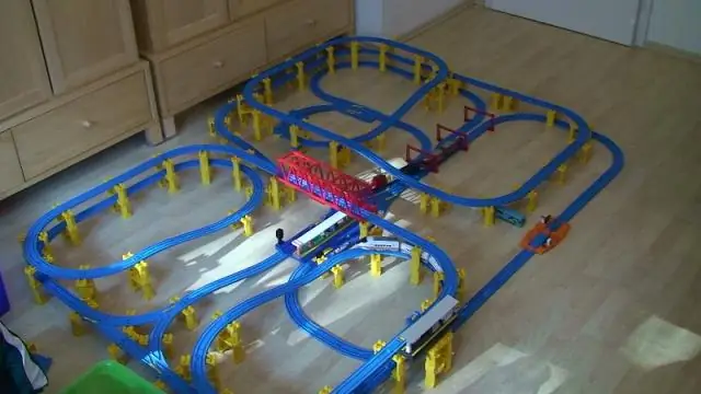 Лондонское бот-шоу без посетителей