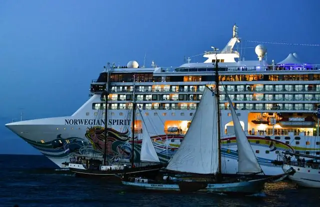 Hanse Sail: Прибыли первые корабли