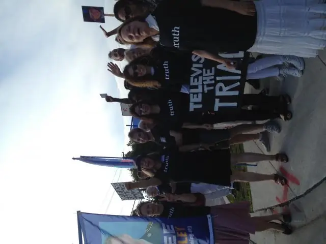 "Кубок будет в надежных руках в Европе", - говорит Рассел Коуттс