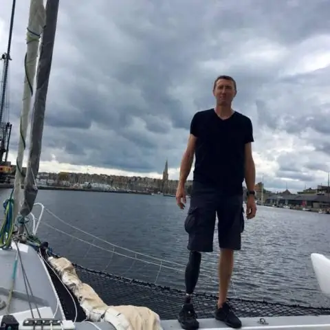 Transat Québec-St. Мало: Мишель Дежуайо возглавляет «Жеан»