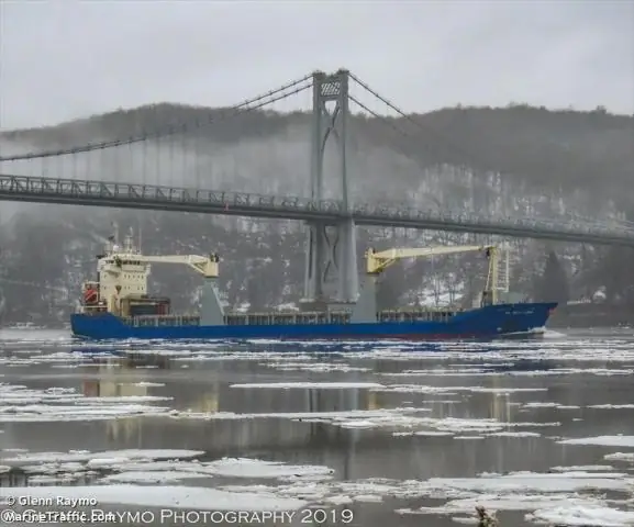 Куксхафен: опасность пробок во время парада