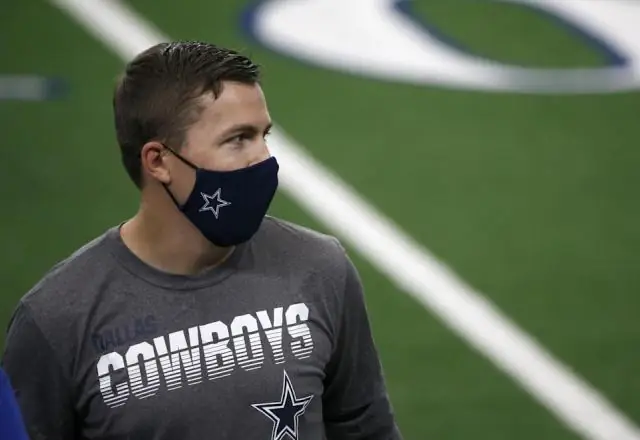 Карусель кадров продолжает разворачиваться