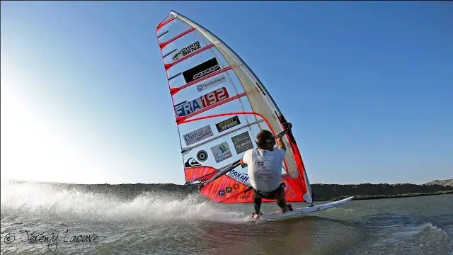 Мировой рекорд: серфер Антуан Альбо развивает скорость 49,09 узла