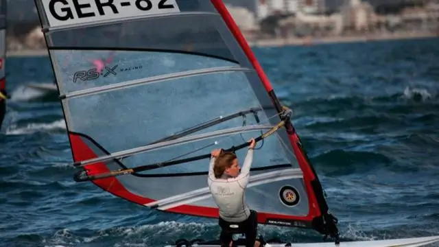 Серфер Амели Люкс пропустила квалификацию состава